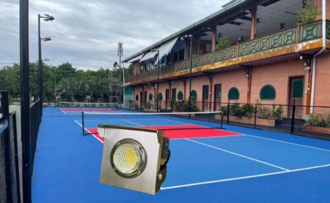 Lắp đặt đèn Led Chilux cho sân pickleball